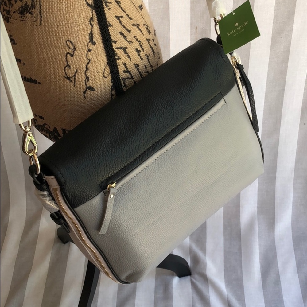 Kate Spade Cobble Hill Mayra Crossbody expandable - Picture 5 of 6